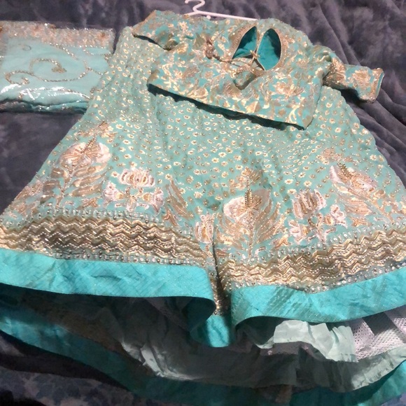 3 piece Indian dress beautiful hang beaded for a wedding - Picture 5 of 9